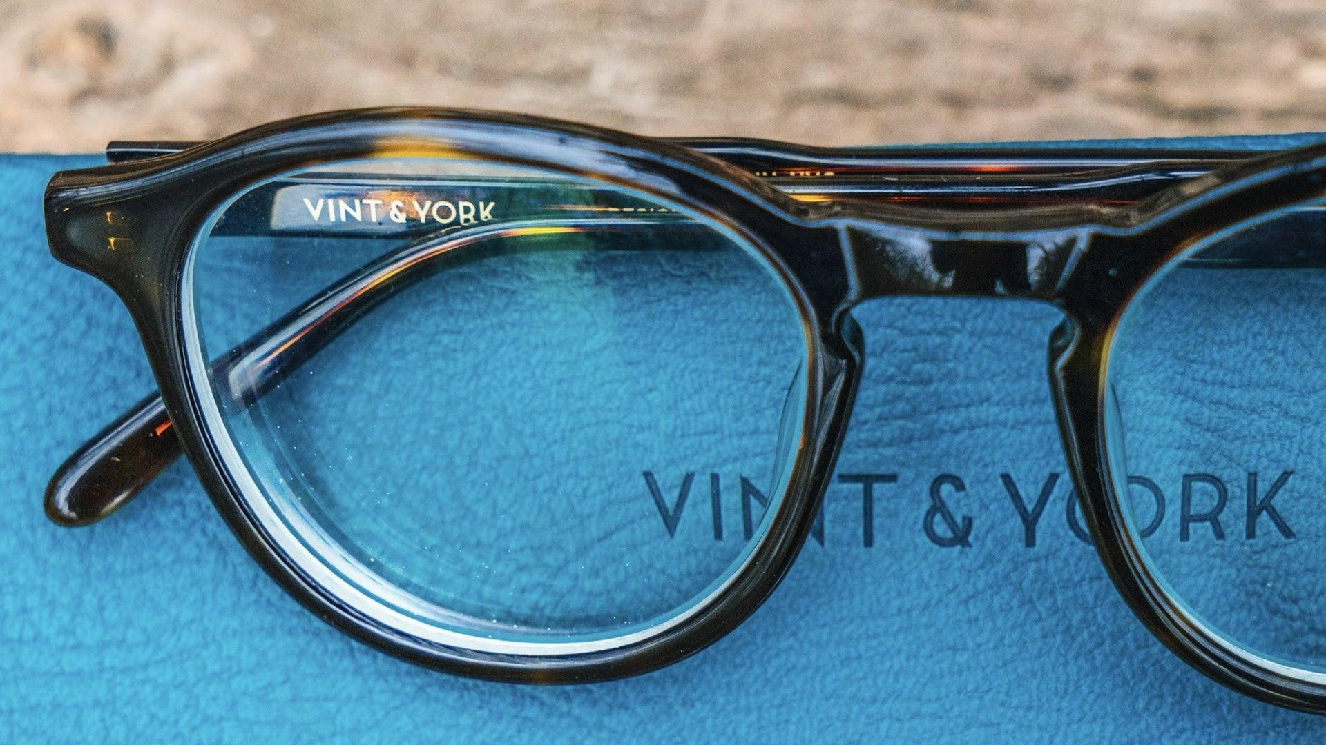 The Best Way to Clean Eyeglasses